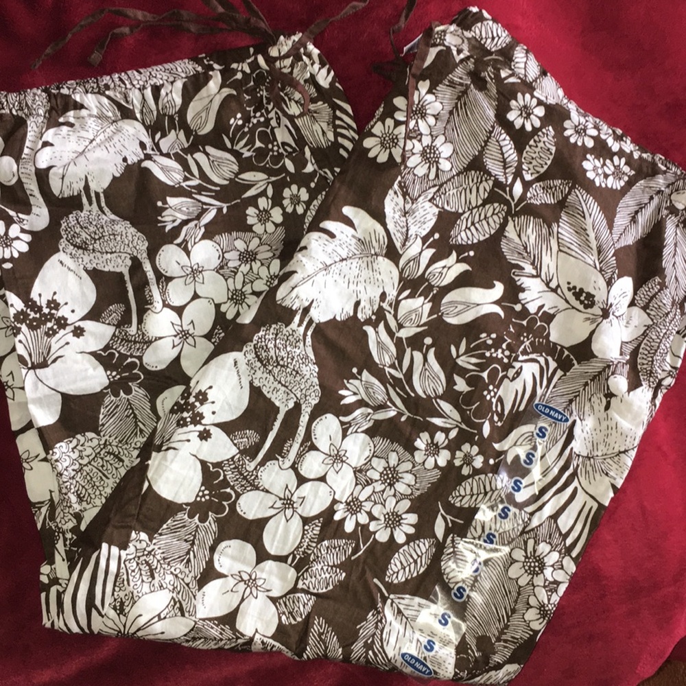 Old Navy lounge capris